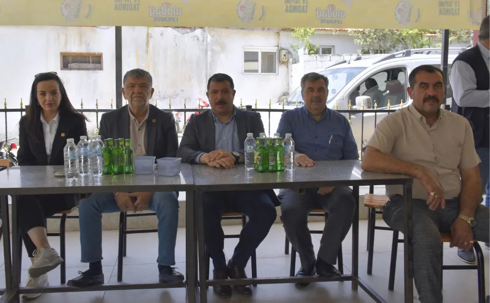 ASFALTLAMA ÇALIŞMASINI TAKİP ETTİ